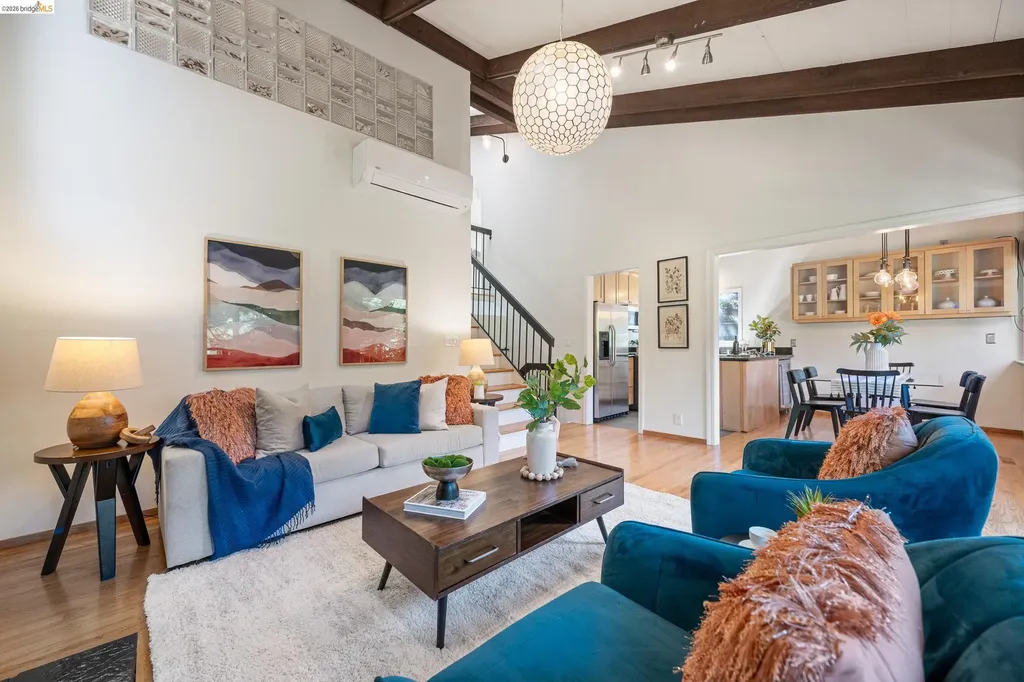 6600 Heather Ridge Way Oakland CA 94611