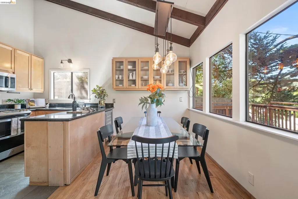 6600 Heather Ridge Way Oakland CA 94611
