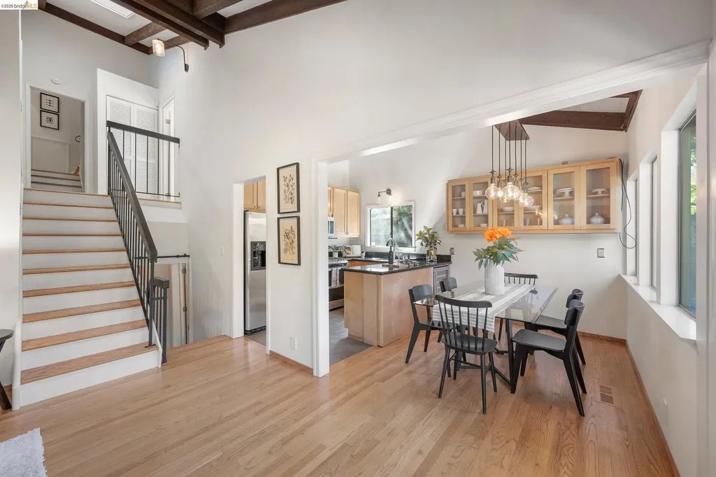 6600 Heather Ridge Way Oakland CA 94611