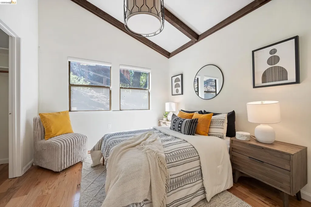 6600 Heather Ridge Way Oakland CA 94611