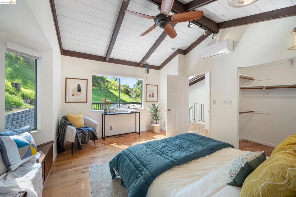 6600 Heather Ridge Way Oakland CA 94611