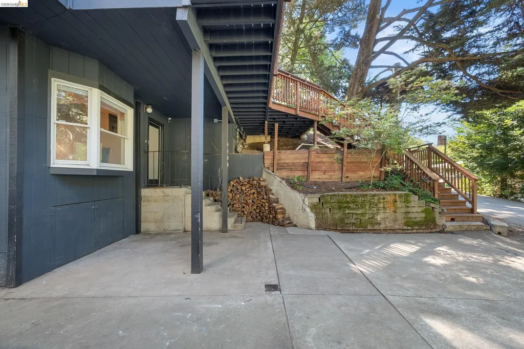 6600 Heather Ridge Way Oakland CA 94611