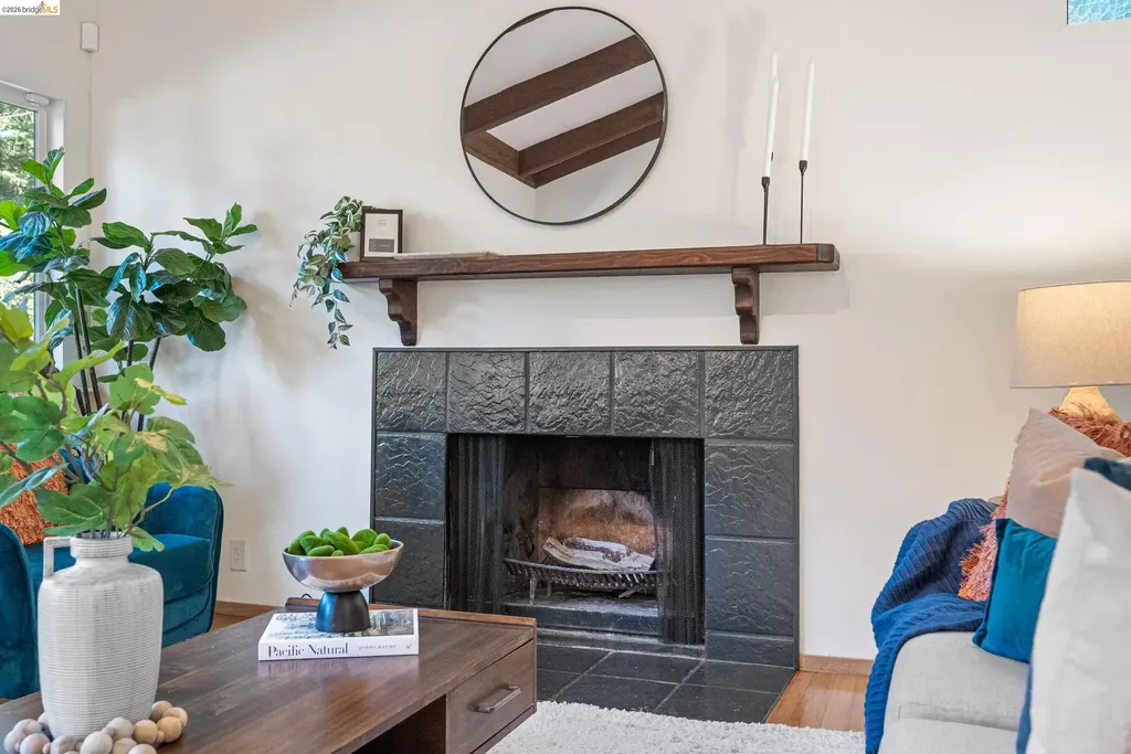6600 Heather Ridge Way Oakland CA 94611