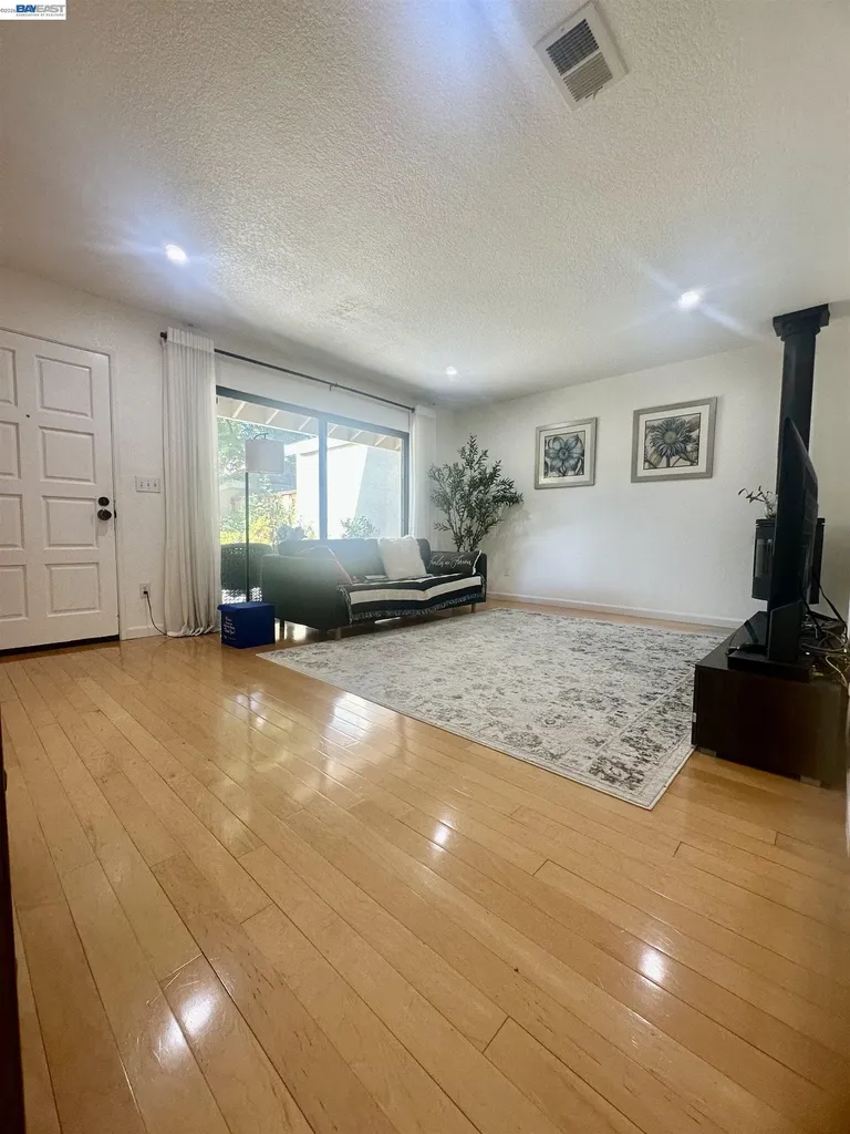 7642 Arbor Creek Circle Dublin CA 94568