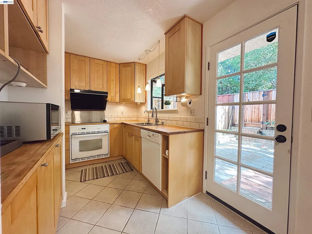 7642 Arbor Creek Circle Dublin CA 94568