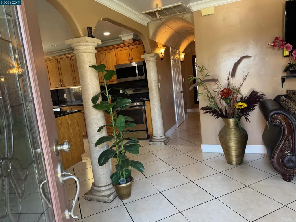 5 Island View Drive Bay Point CA 94565