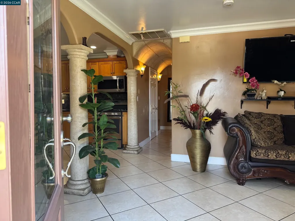 5 Island View Drive Bay Point CA 94565