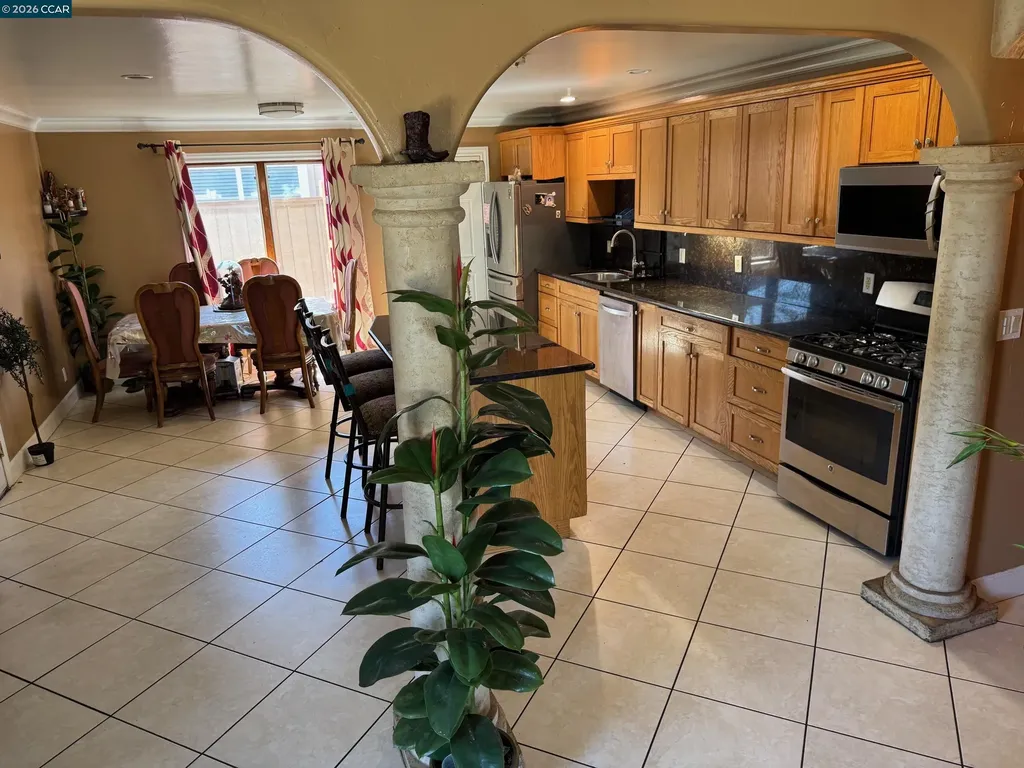 5 Island View Drive Bay Point CA 94565