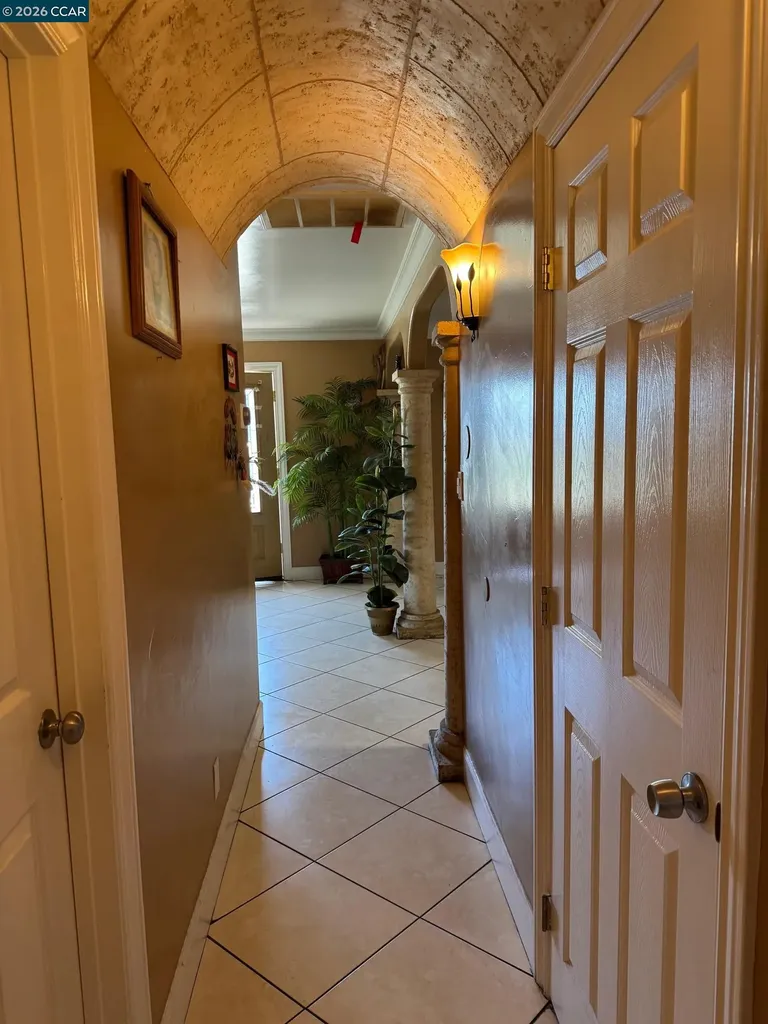 5 Island View Drive Bay Point CA 94565