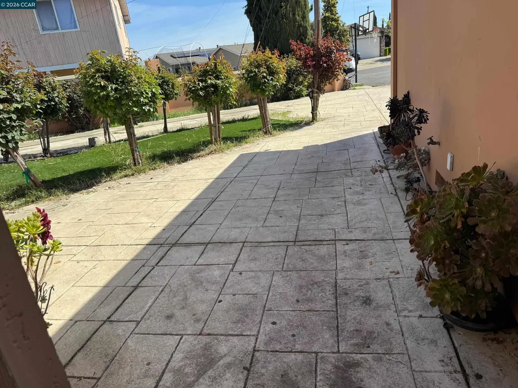 5 Island View Drive Bay Point CA 94565