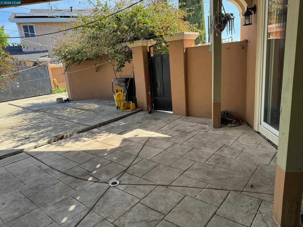 5 Island View Drive Bay Point CA 94565