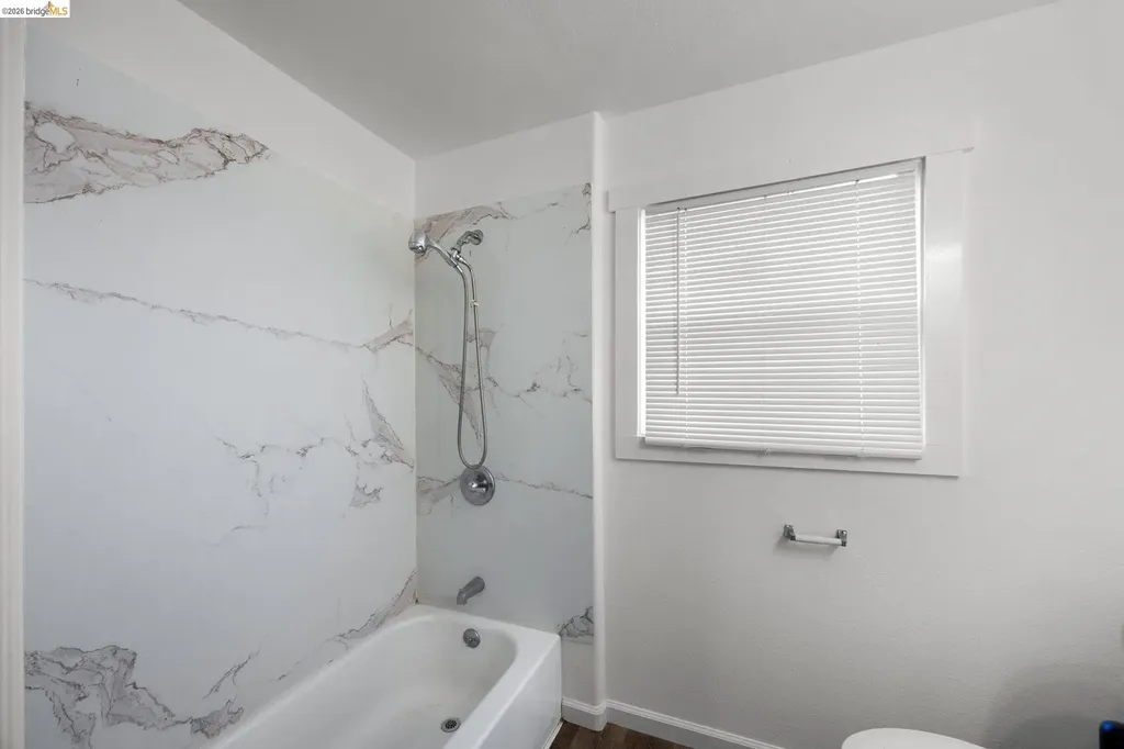 2218 82nd Avenue Oakland CA 94605