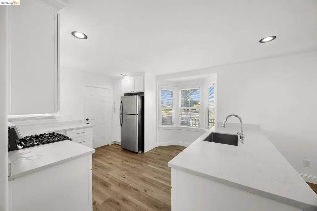 2218 82nd Avenue Oakland CA 94605