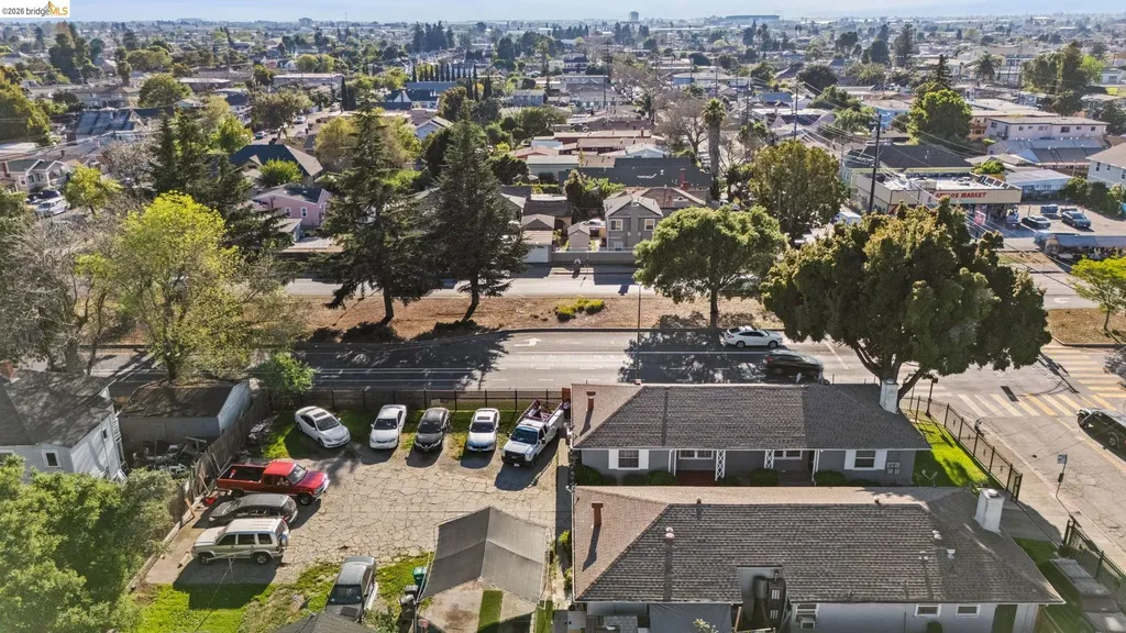 2218 82nd Avenue Oakland CA 94605