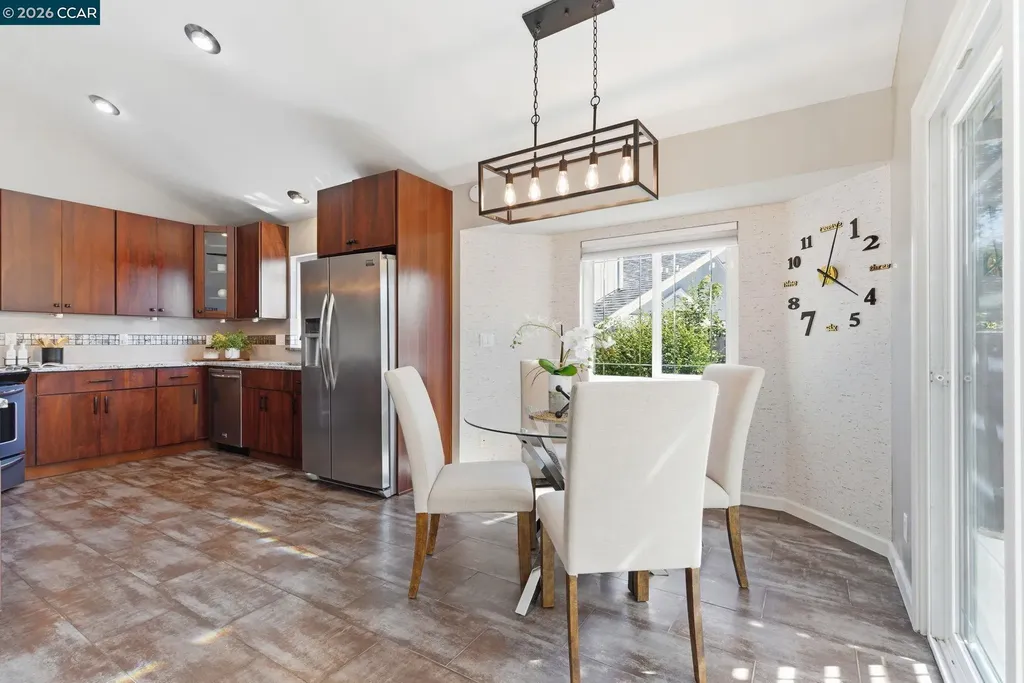 2280 Crest Avenue Martinez CA 94553