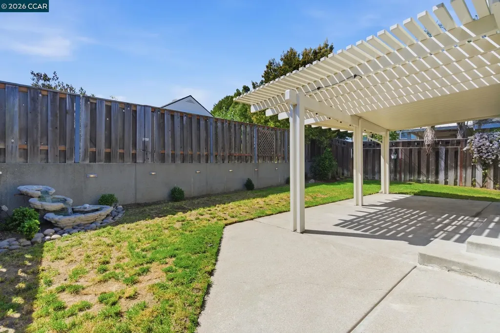 2280 Crest Avenue Martinez CA 94553
