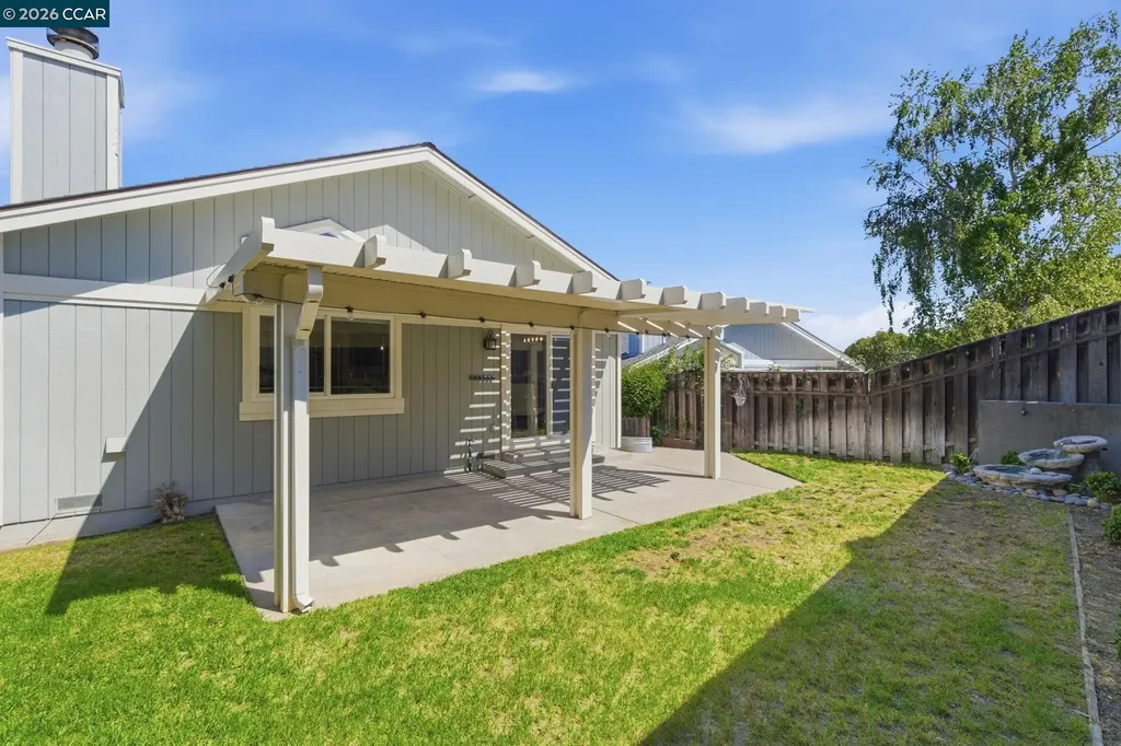 2280 Crest Avenue Martinez CA 94553
