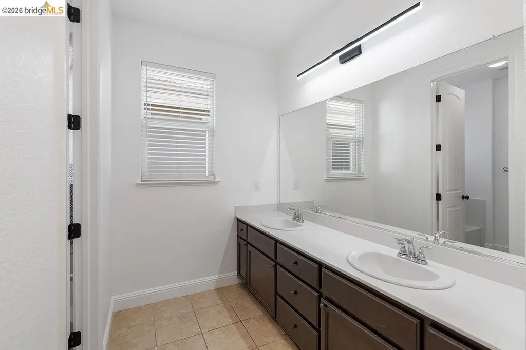 87 Greystone Place Pittsburg CA 94565