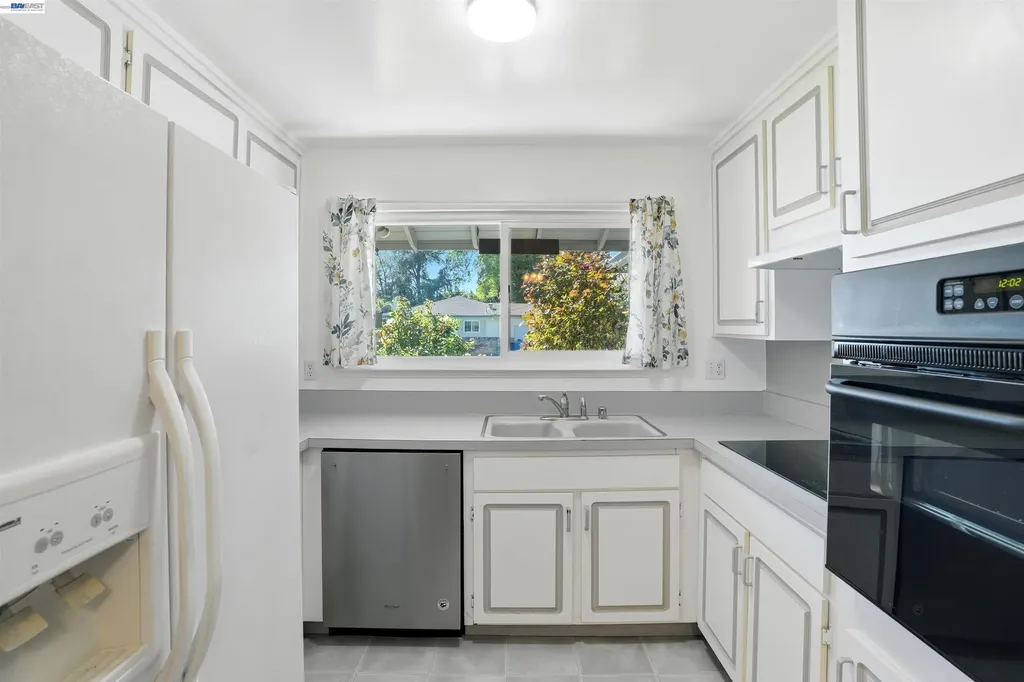 6635 Maple Drive Dublin CA 94568