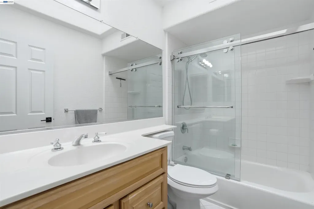 6635 Maple Drive Dublin CA 94568