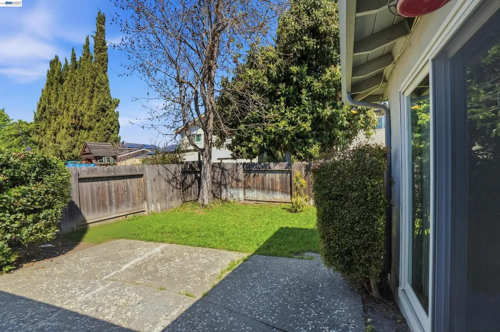 6635 Maple Drive Dublin CA 94568