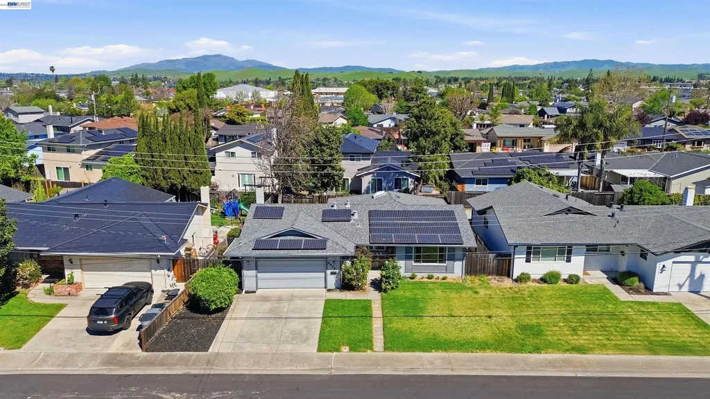 6635 Maple Drive Dublin CA 94568