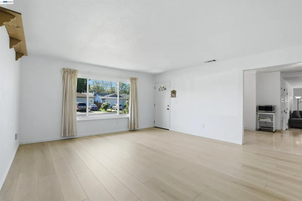 6635 Maple Drive Dublin CA 94568