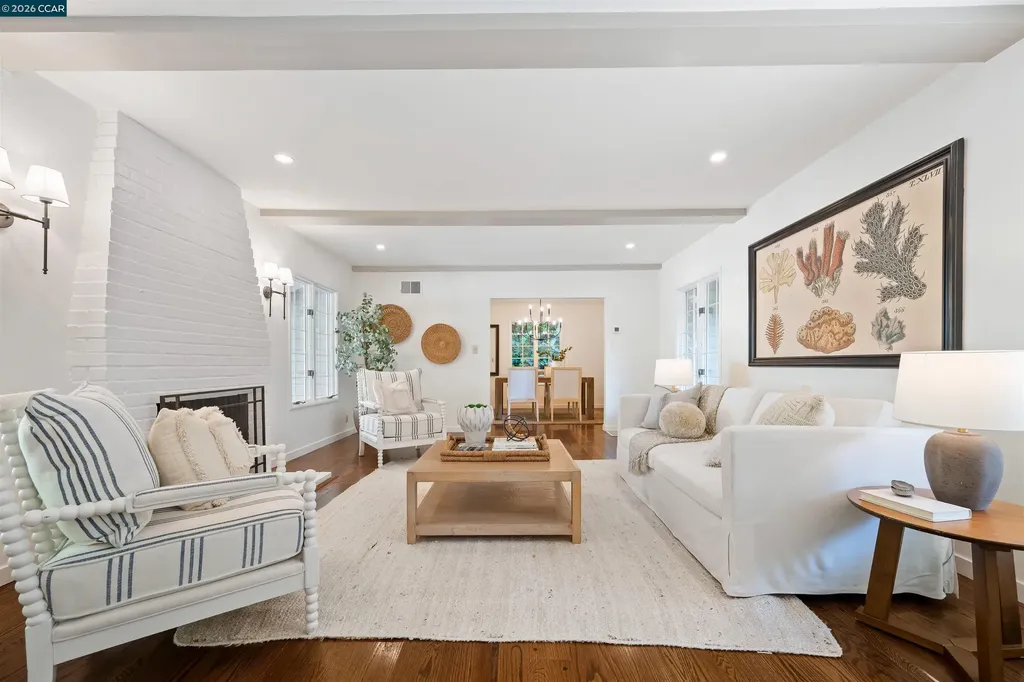 120 Las Vegas Orinda CA 94563