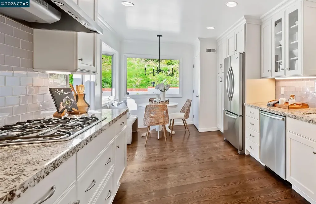 120 Las Vegas Orinda CA 94563
