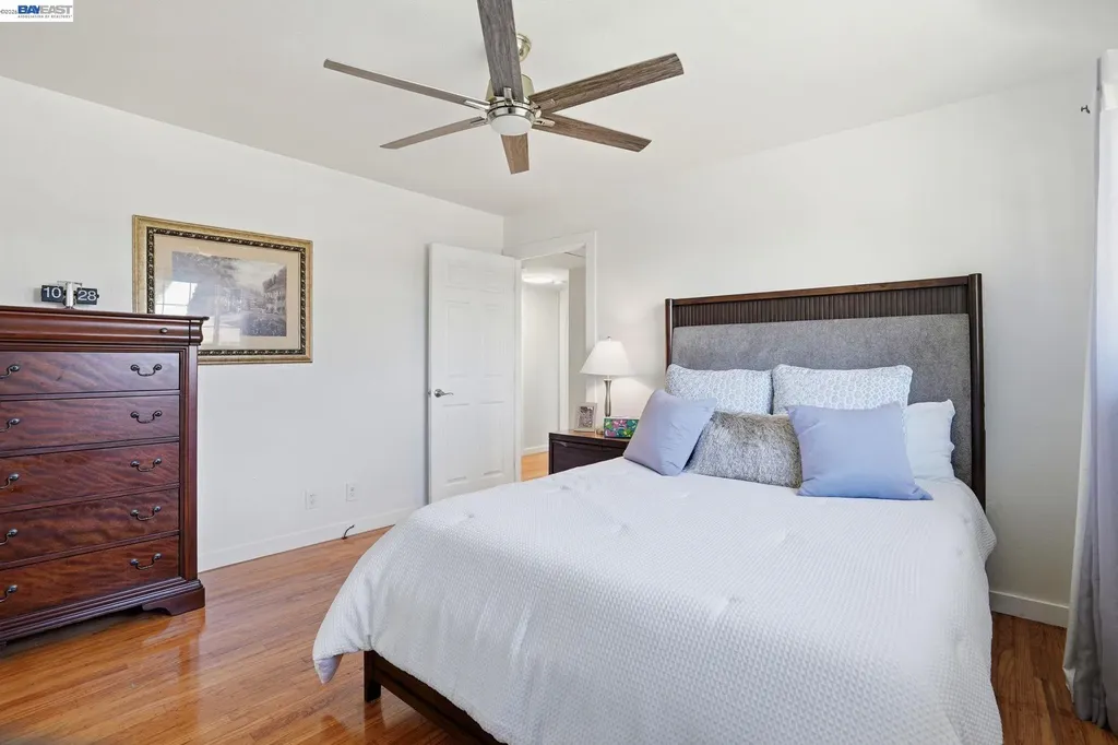 15 Sequoyah View Court Oakland CA 94605