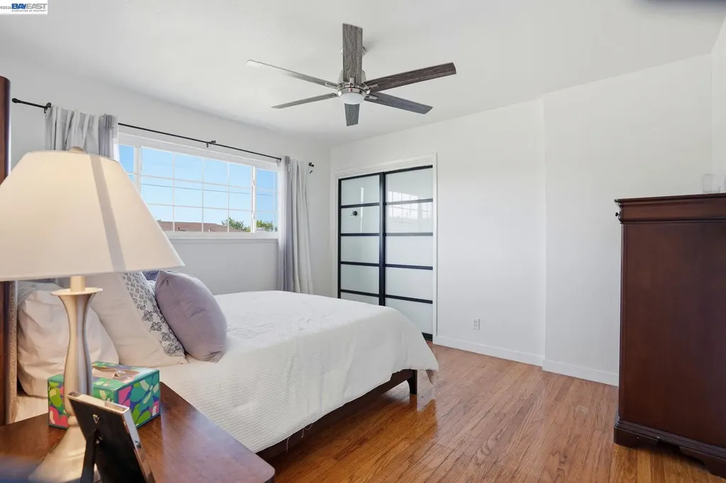 15 Sequoyah View Court Oakland CA 94605