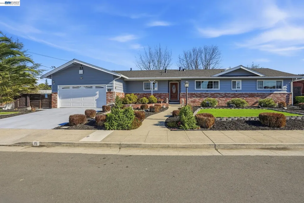 15 Sequoyah View Court Oakland CA 94605