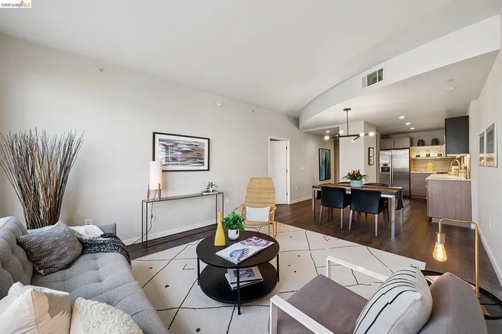 6465 San Pablo Oakland CA 94608