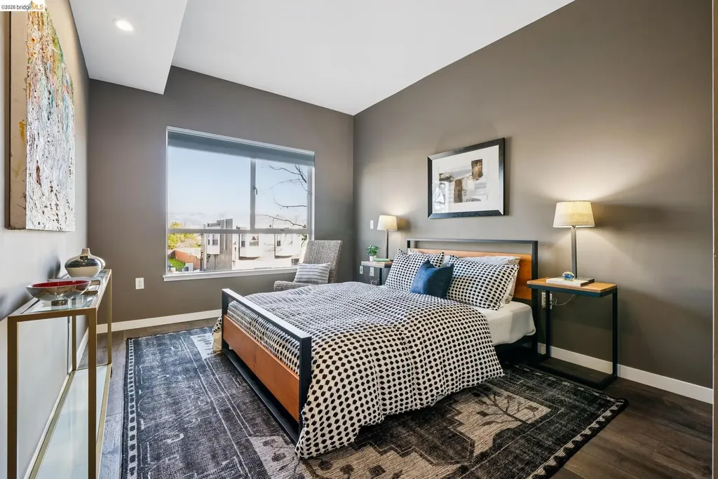 6465 San Pablo Oakland CA 94608