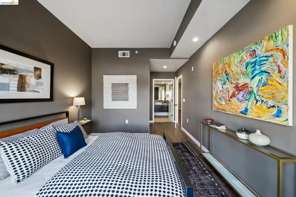 6465 San Pablo Oakland CA 94608