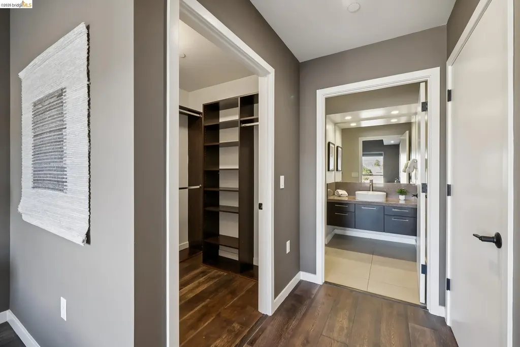 6465 San Pablo Oakland CA 94608