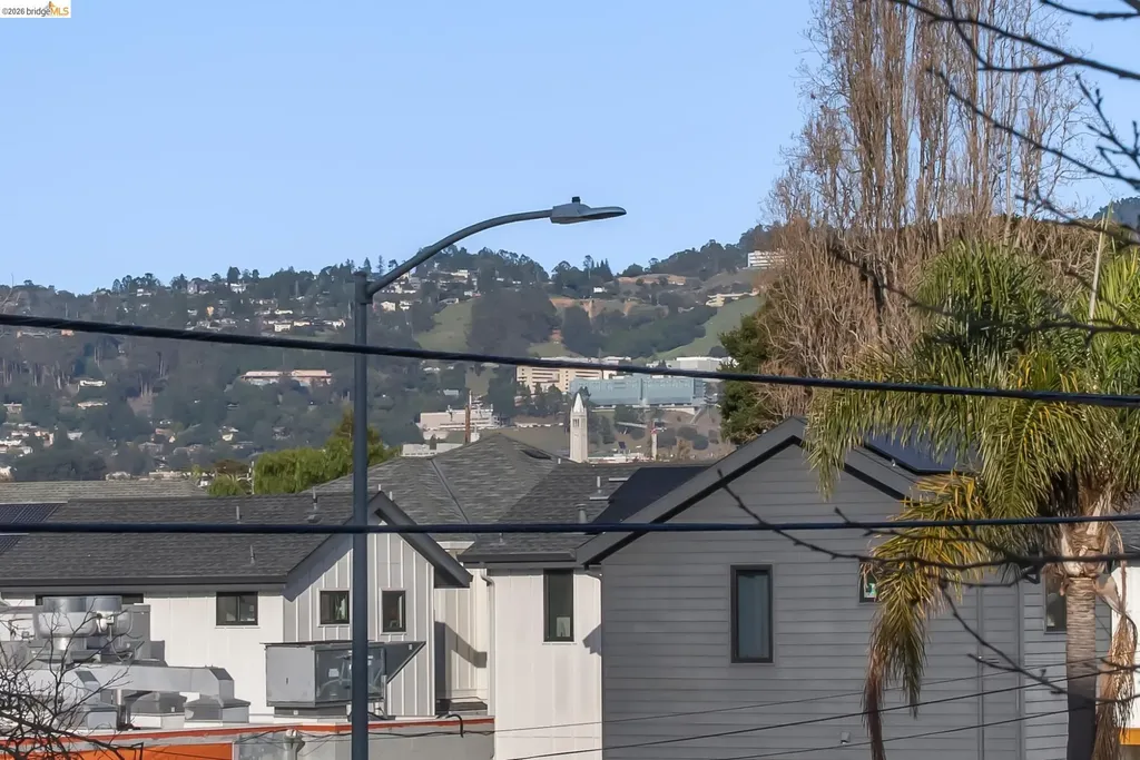 6465 San Pablo Oakland CA 94608