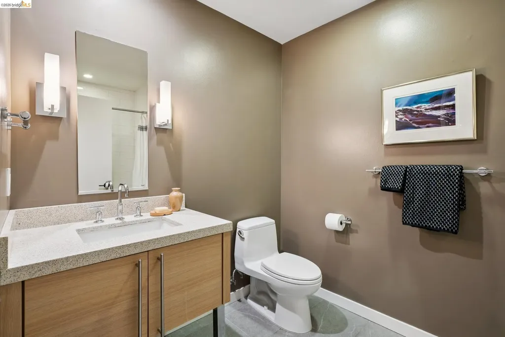 6465 San Pablo Oakland CA 94608