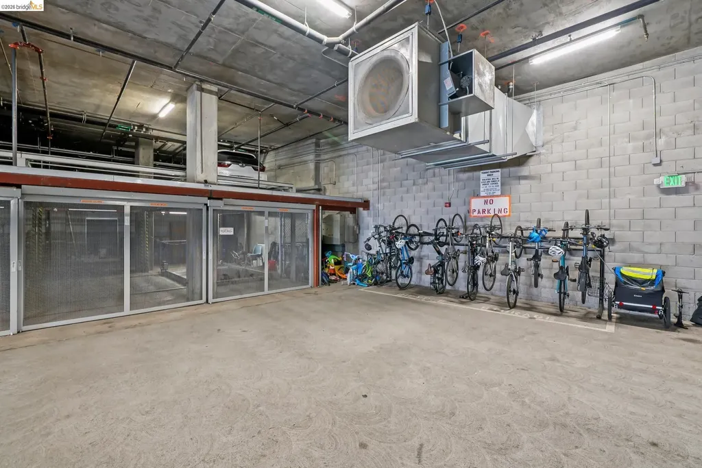 6465 San Pablo Oakland CA 94608