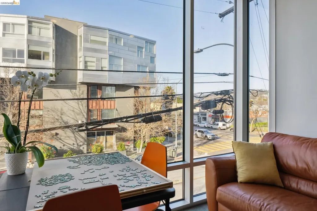 6465 San Pablo Oakland CA 94608
