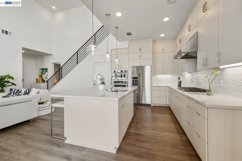 1748 Kilowatt Way Fremont CA 94539