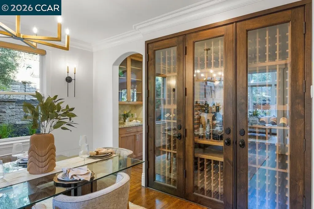 60 Terra Teresa Lafayette CA 94549