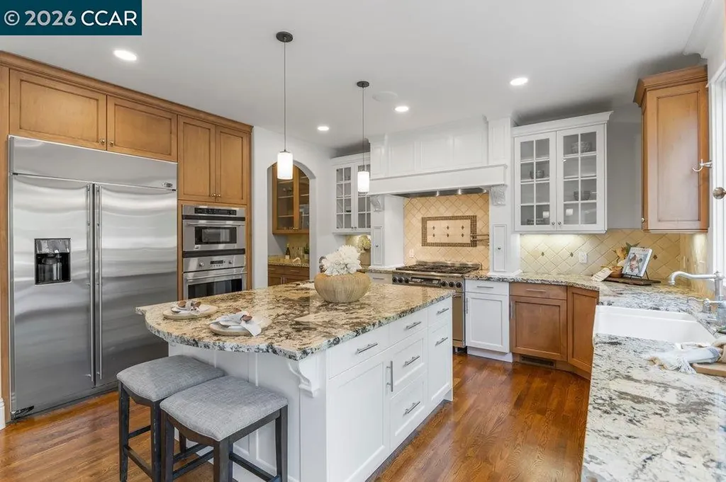 60 Terra Teresa Lafayette CA 94549
