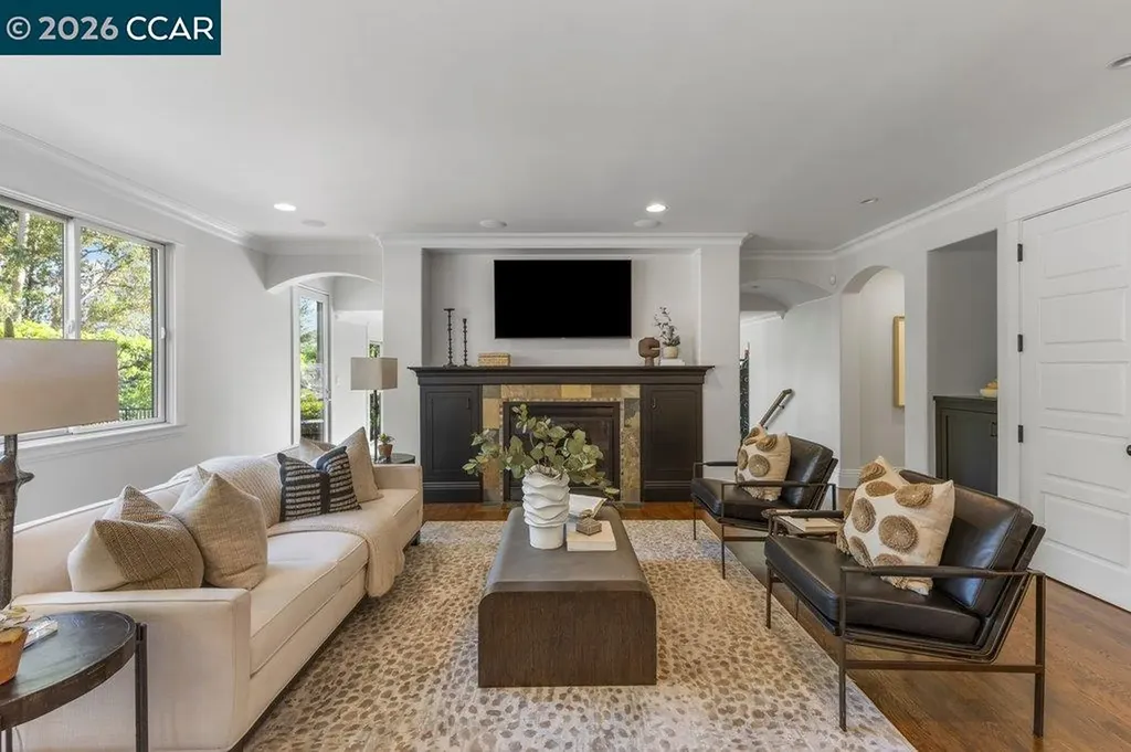 60 Terra Teresa Lafayette CA 94549