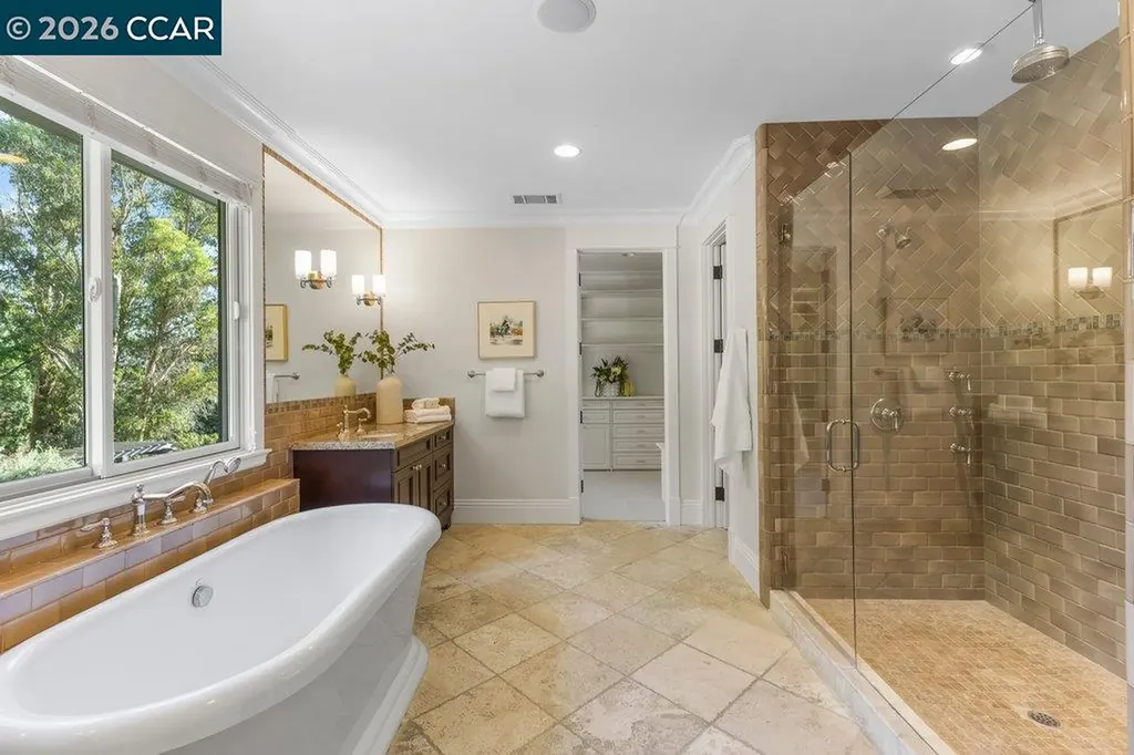 60 Terra Teresa Lafayette CA 94549