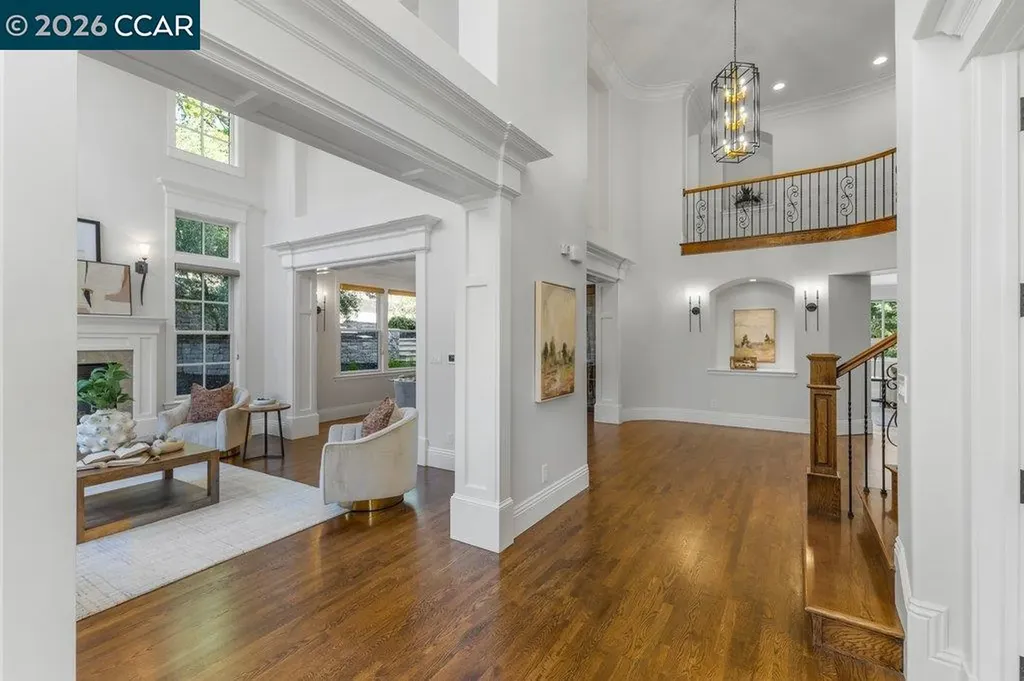 60 Terra Teresa Lafayette CA 94549
