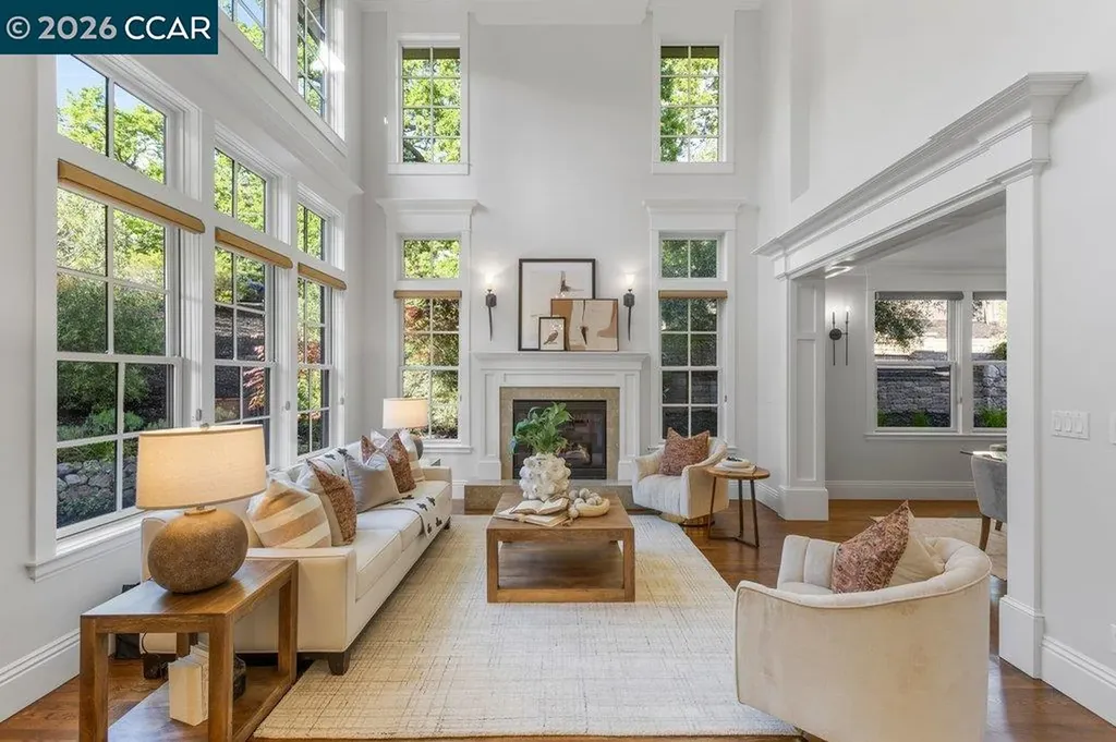 60 Terra Teresa Lafayette CA 94549