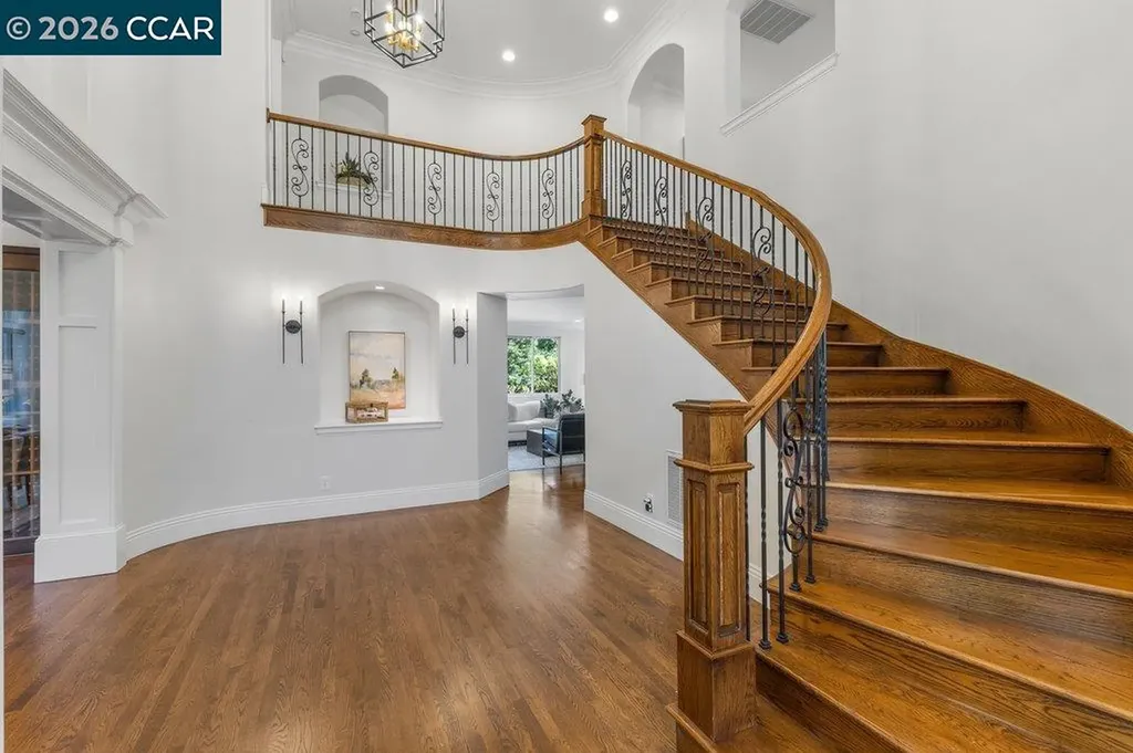 60 Terra Teresa Lafayette CA 94549