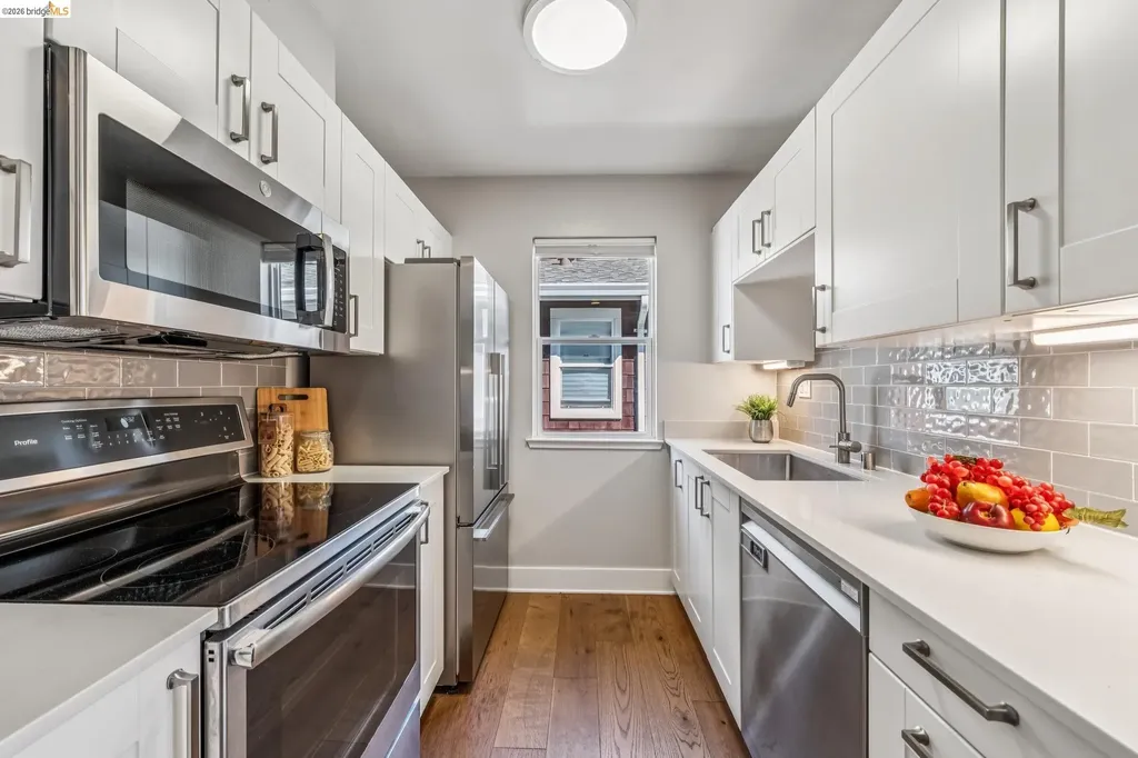 24 Bayside Court Richmond CA 94804
