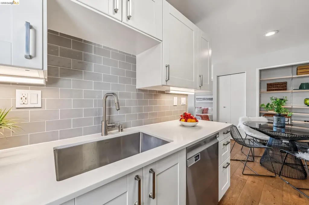 24 Bayside Court Richmond CA 94804